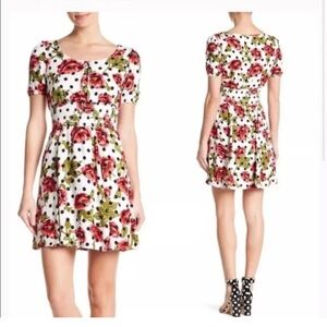 - Romeo & Juliet princess Polly polka dots flowers dress size XS​